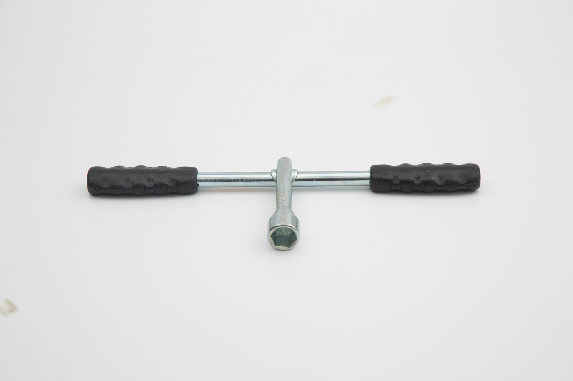 Bijon Anahtarı - T Tipi